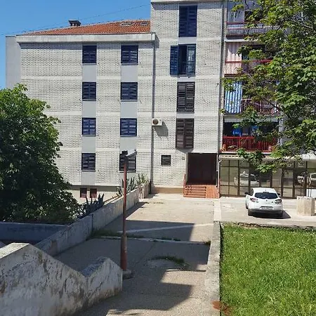 Valcane Apartment